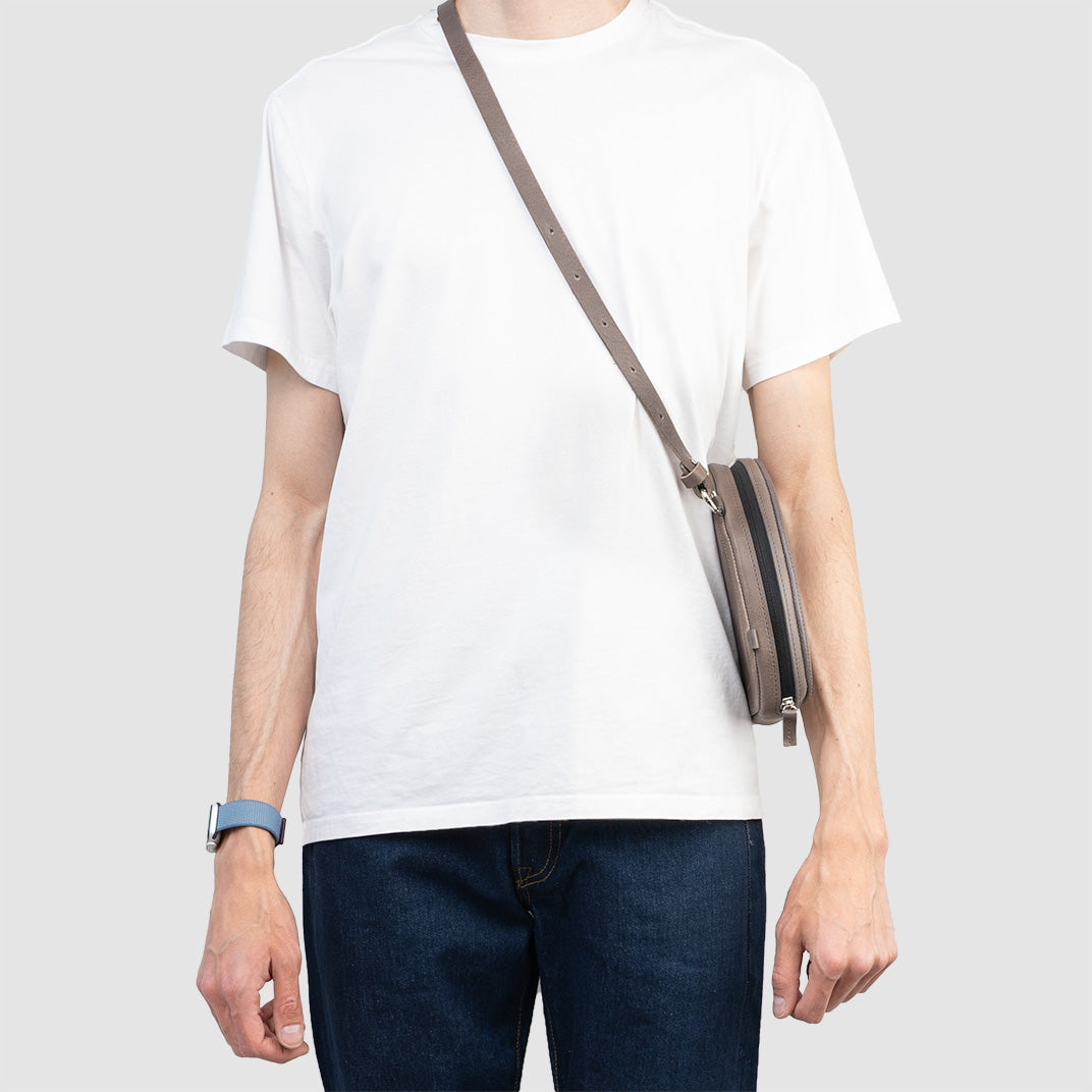 Top-Grain Leather Case for AirPods Max-4